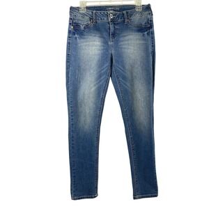 Maurices Jeans‎ Womens M-S 31" W Skinny Distressed Medium Wash Denim Stretch